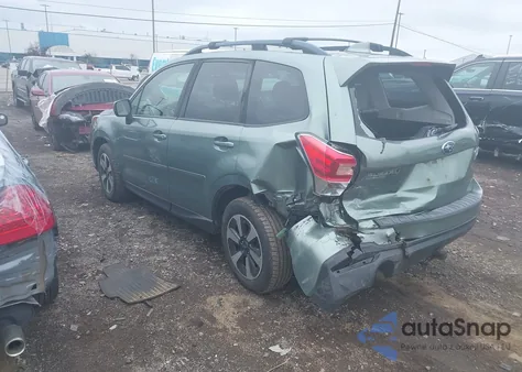 2017 Subaru Forester 2.5I Premium из США, поврежденный, VIN JF2SJAGC4HH421228